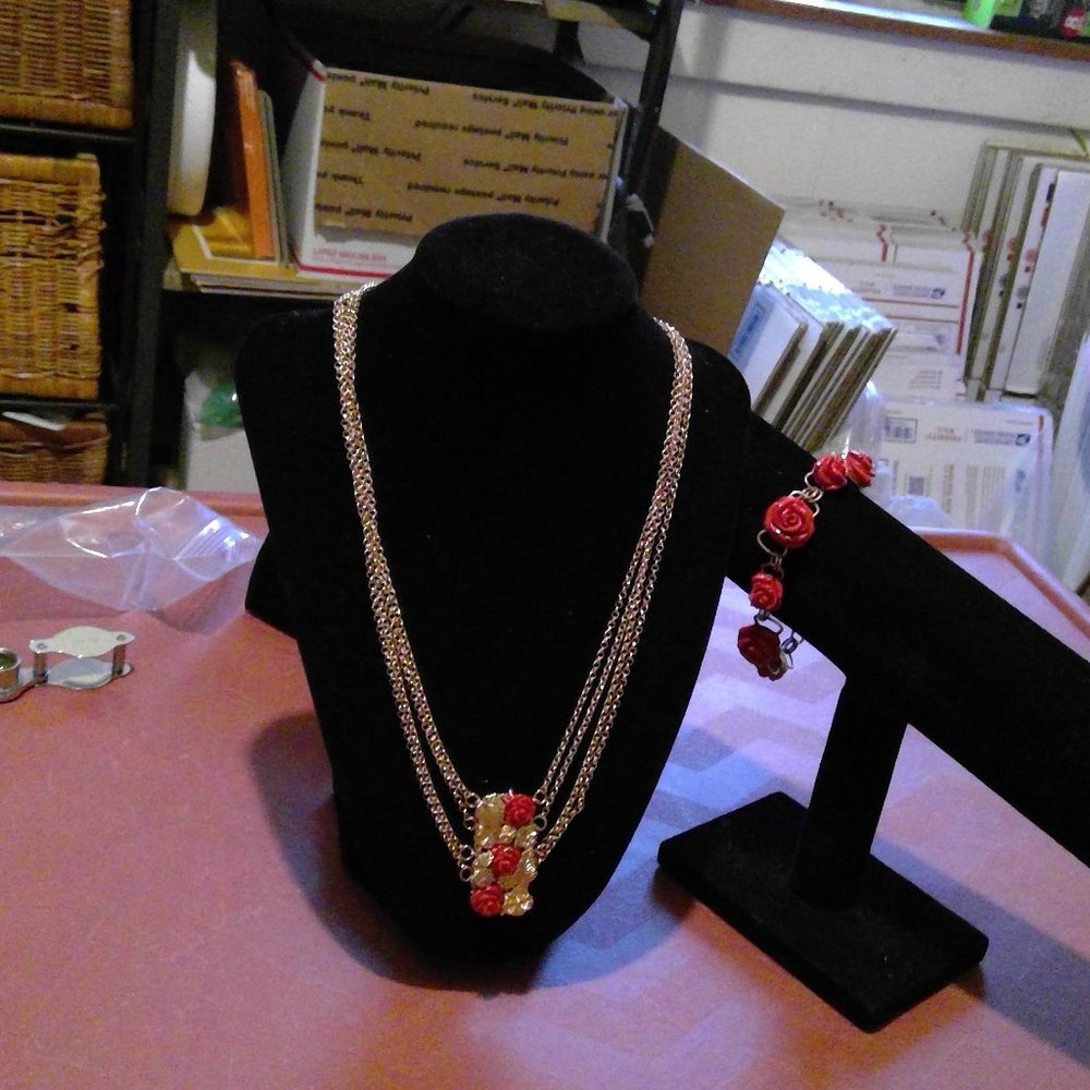 Bellezza bronze necklace and bracelet set